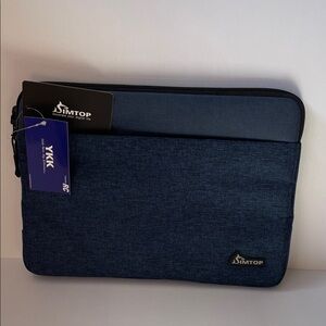 NWT Navy Blue Men's Laptop or iPad Sleeve.